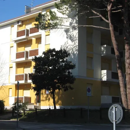 Condominio Ginestra *